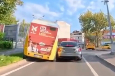 Osmangazi'de korkutan kaza: Otobüs direğe saplandı!