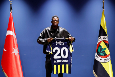Fenerbahçe, Musaba'yı Norwich City'ye kiraladı