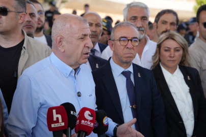 Özdağ: “PKK'lılara gösterdiğiniz şefkati bu insanlara göstermeyecek misiniz?”