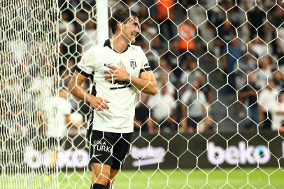 Dusan Vlahovic ilk kez Beşiktaş formasını giydi