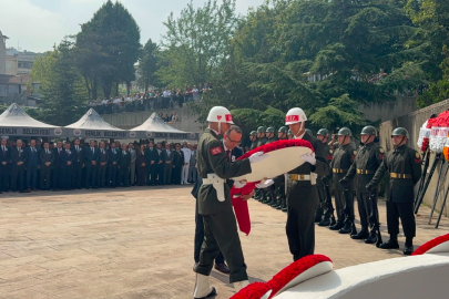 Celal Bayar vefatının 40. yılında Gemlik'te anıldı