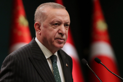 Erdoğan'dan kandil mesajı: Leyle-i Mevlid hayırlara vesile olsun