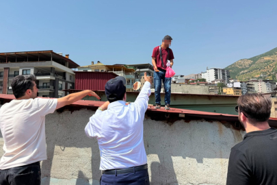 'İntiharkolik' Şemdinli'de ortaya çıktı: 242'nci girişim!