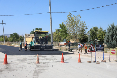 Büyükşehir'den İnegöl'de asfalt atağı: Çalıkavak yenilendi