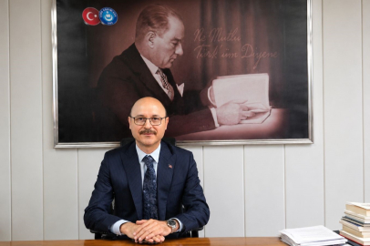 Talip Geylan'dan MEB'e talep: 'Okullar sevgi temasıyla açılsın'