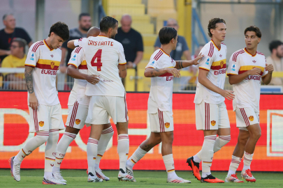 Fenerbahçe'nin rakibi Roma, Serie A'ya farklı başladı