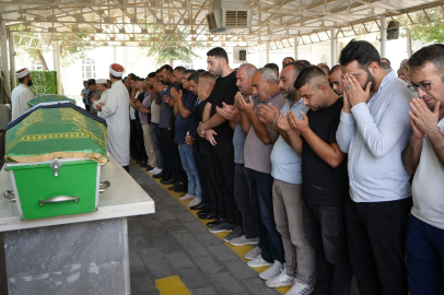 KKTC'deki gemi faciasında ölen 14 yaşındaki Nisa defnedildi