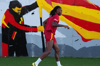 Rafael Leao, Galatasaray'da ilk antrenmanına çıktı