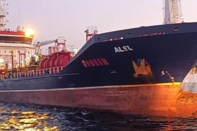Silivri açıklarında gemi kazası: 10 mürettebat aranıyor