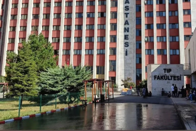 Alkolü bitince kolonya içti, hastanelik oldu