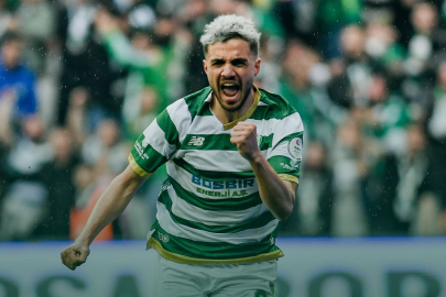 Bursaspor'da çifte imza: Ertuğrul İdris sözleşme uzatıp kiralandı