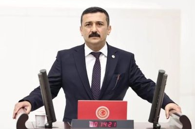 Türkoğlu'ndan Bakanlığa 22 soru: 'Jeneratör al' demek çözüm değil