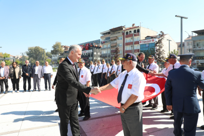 İnegöl düşman işgalinden kurtuluşunun 104. yılını coşkuyla kutluyor