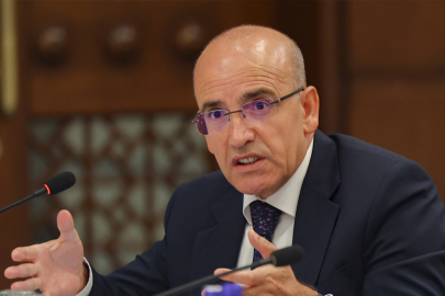 Şimşek'ten net mesaj: "Küçüklerle değil, büyük şirketlerle uğraşıyoruz"