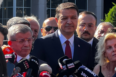 Ahmet Davutoğlu ifade verdi, bombayı patlattı: "Siyasetten çekiliyorum"