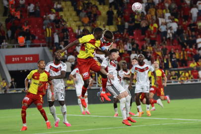 Göztepe evinde ağır yaralı: Gaziantep FK İzmir'den 4 golle 3 puanı kaptı