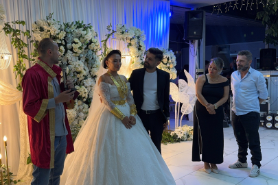 Bursa'da akılalmaz sürpriz: 10'uncu yılda nikah tazelediler