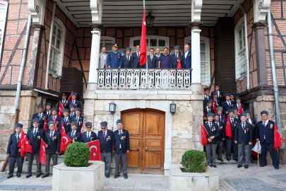 Bursa'nın 104. kurtuluş yılı: Tarihi an yeniden canlandı