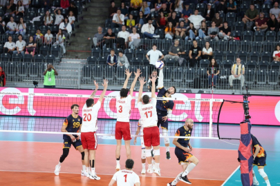 A Milli Erkek Voleybol Takımı, Romanya'ya mağlup oldu