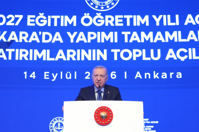 Erdoğan gençlere seslendi: "Kötümser senaryolara aldanmayın"