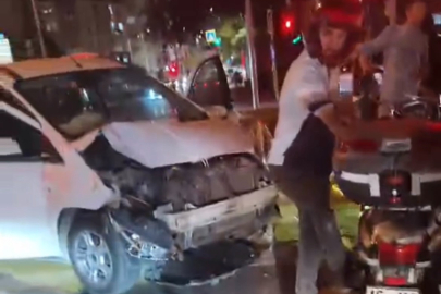 Gece yarısı can pazarı: Motosikletli genç kurtarılamadı