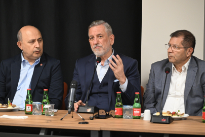 İbrahim Burkay: "Bursa’nın vizyonsuz kalma lüksü yok"