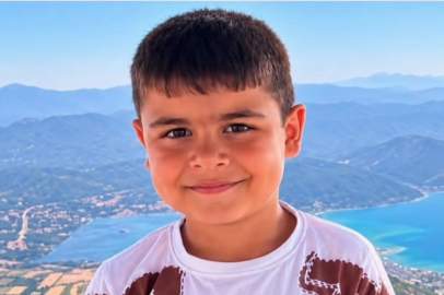Boğazına oyuncak kaçan 5 yaşındaki çocuk kurtarılamadı