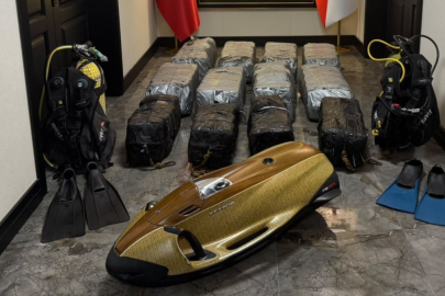 Gemi gövdesinde 1,5 milyarlık kokain: 8 şüpheli tutuklandı