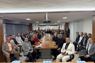 Ülkü Ocakları'ndan MHP Bursa İl Başkanı Özcanbaz'a ziyaret