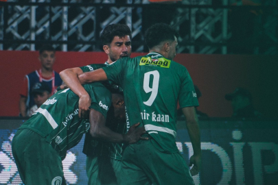 Batman'da Timsah yürüyüşü: Bursaspor zorlu virajı döndü