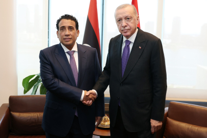 Cumhurbaşkanı Erdoğan, Libya Başkanlık Konseyi Başkanı el-Menfi ile görüştü