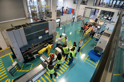 Bursa Model Fabrika’ya yeni statü: "Sektörel Gelişim Merkezi" oldu