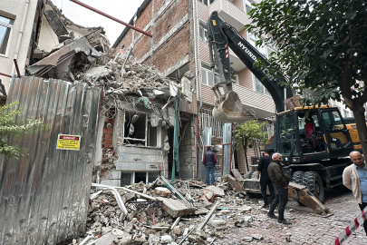 Kentsel dönüşümde panik: Yıkılan bina yan daireye girdi
