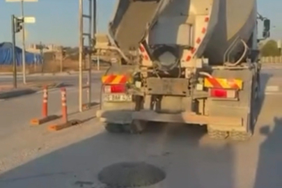 Nilüfer'de mikserden yola beton aktı: Trafik tehlikeye girdi