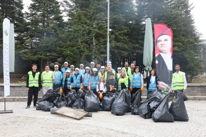 Osmangazi'den Uludağ'da Dünya Temizlik Günü çıkarması