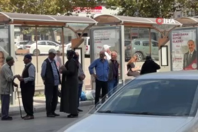 Güneydoğu'daki deprem Elazığ'da vatandaşları sokağa döktü