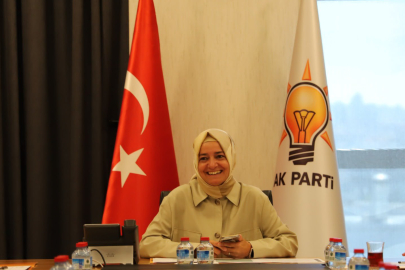AK Parti'de sıcak gelişme: Betül Sayan Kaya istifa etti