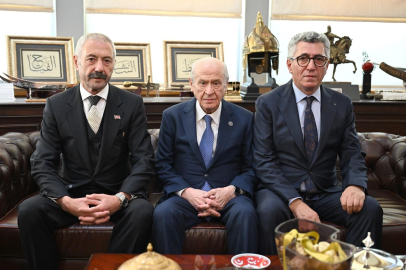 Devlet Bahçeli'ye ziyaret: Sarallar ve Şahinler MHP'de