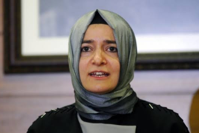 Fatma Betül Sayan Kaya, AK Parti’deki tüm görevlerinden affını istedi