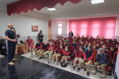 4 Ekim öncesi okullarda eğitim: Hayvan sevgisi aşılanıyor