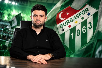 Enes Çelik'ten taraftara mesaj: "Kimseyi Bursaspor'dan çok sevmeyelim"