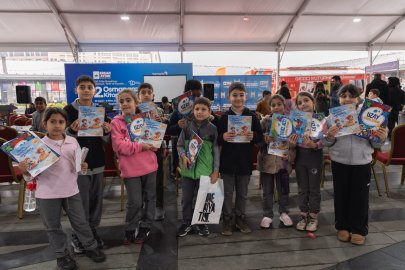 Kitap Günleri'nde yazarlar ve minik okurlar buluştu