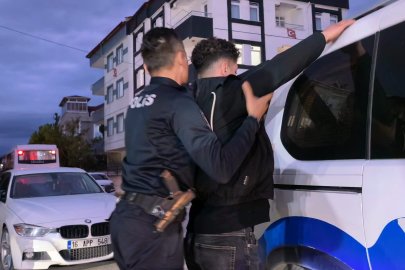 Ehliyet sınavında kopya düzeneği yakalandı: 2 yıl men edildi