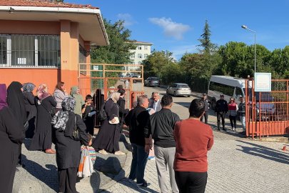 Forma giyip eski okuluna gitti: 6 öğrenciyi bıçakladı