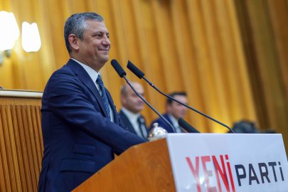 Özgür Özel'den sert çıkış: Yüzyılın soygununu yaptılar