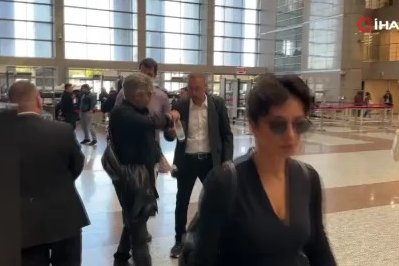 Gazeteci Murat Ağırel "şüpheli" sıfatıyla ifadeye çağrıldı