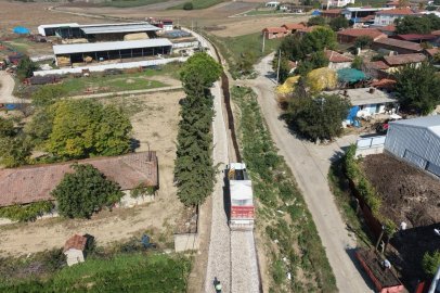 Bursa Büyükşehir'den kırsalda ulaşım atağı: 3 mahallenin yolu yenilendi