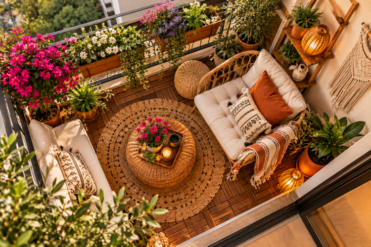 Bohem Tarzda Balkon Dekorasyonu