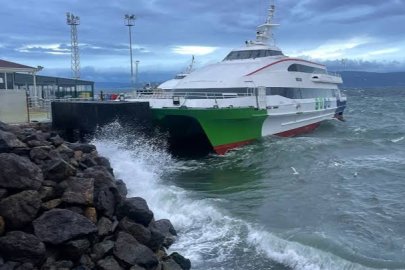 Bursa ve İstanbul arasında deniz ulaşımına fırtına engeli