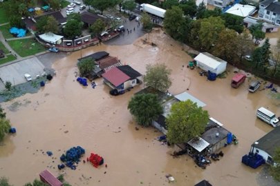 İznik'te Kara Dere taştı: Çakırca Mahallesi sular altında